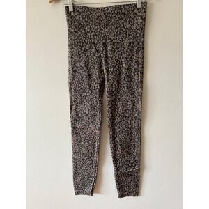 Spanx Look At Me Now Seamless Leggings Large